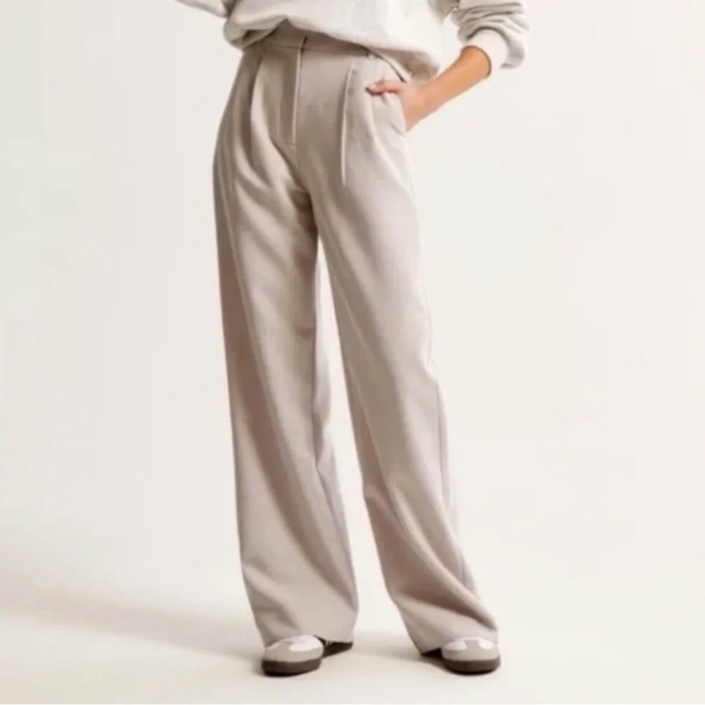 Abercrombie Sloane Tailored Wide Leg Pants 16 Short Light Beige Office High Rise - Picture 2 of 11